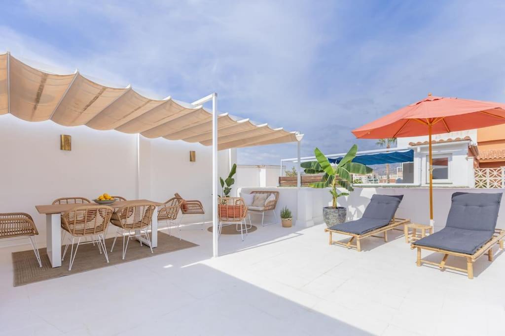 Downtown Flat With 46 Sqm Private Rooftop Terrace Màlaga Exteriér fotografie